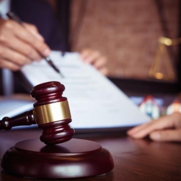 Advogado Especialista em Holding Patrimonial em Professor Jamil