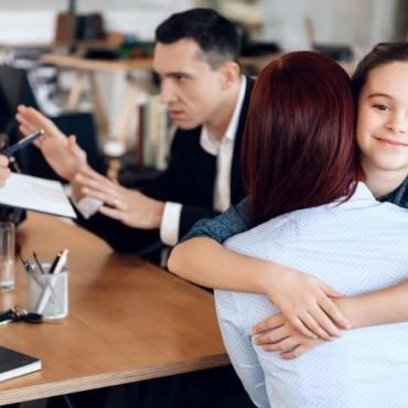 Advogado Especialista na Guarda de Menores em Professor Jamil